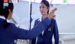 娱乐新闻爆料配音,明星恋情曝光，甜蜜瞬间引网友热议